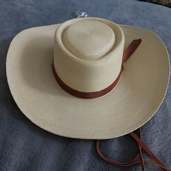Beautiful Hat Size 8 , Leather ties and Band.  Very well made - Picture 5 of 8